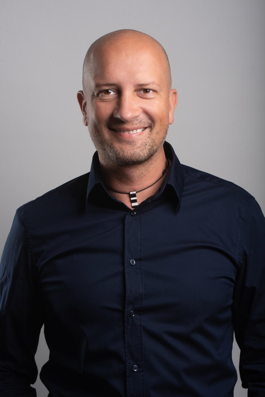 Kiss Ádám társalapító